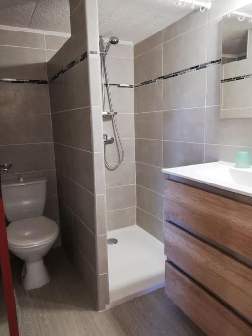 Studio 28M2 Climatise,Wifi, Proche Des Calanques,Plages La Ciotat Ngoại thất bức ảnh